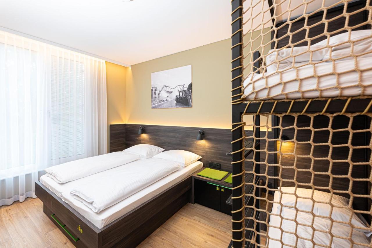 Hotel am Park Rust Bagian luar foto