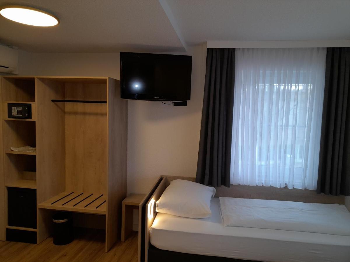 Hotel am Park Rust Bagian luar foto