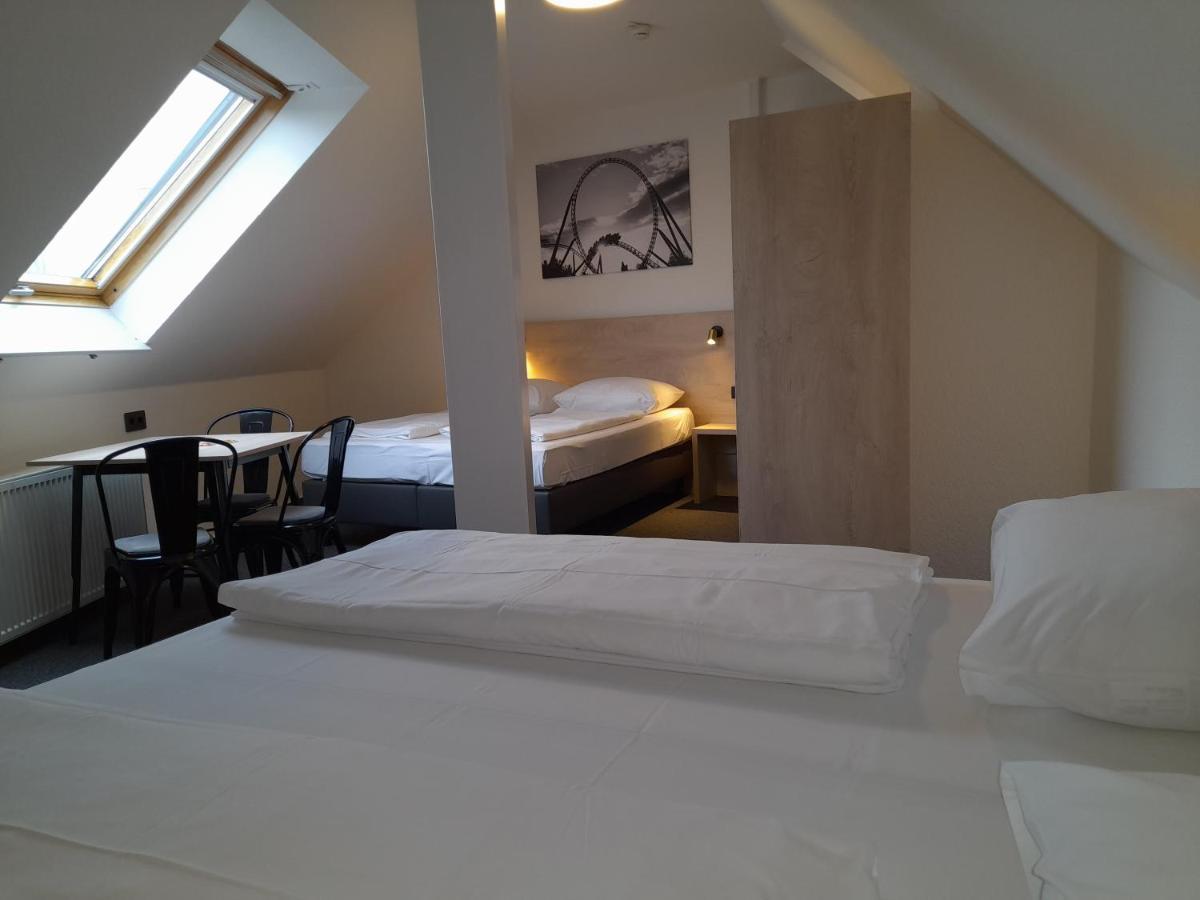 Hotel am Park Rust Bagian luar foto