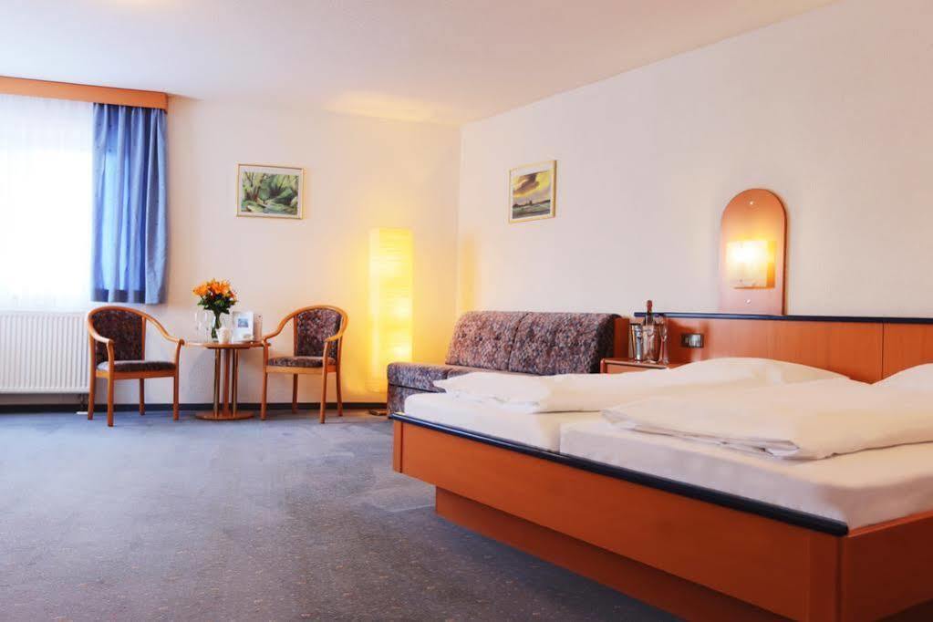 Hotel am Park Rust Bagian luar foto